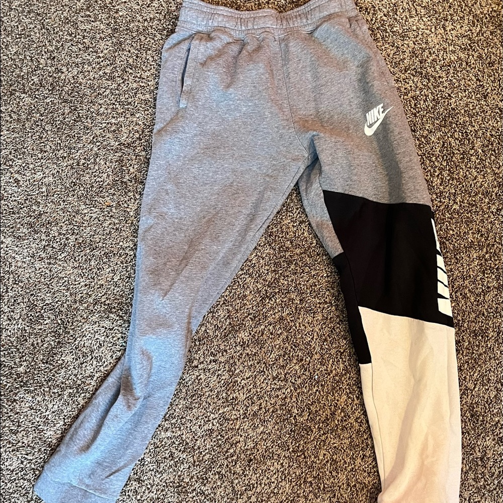 Nike joggers